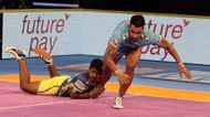 Maninder Singh showed his class to emerge as the star raider for the Warriors.